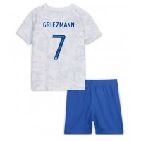Frankrig Antoine Griezmann #7 Udebanesæt Børn VM 2022 Kortærmet (+ Korte bukser)